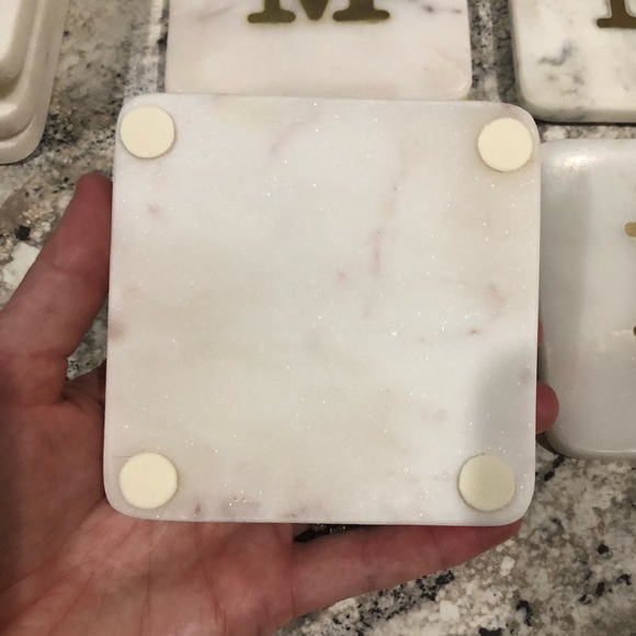 Set of 4 marble M coasters - Picture 3 of 3